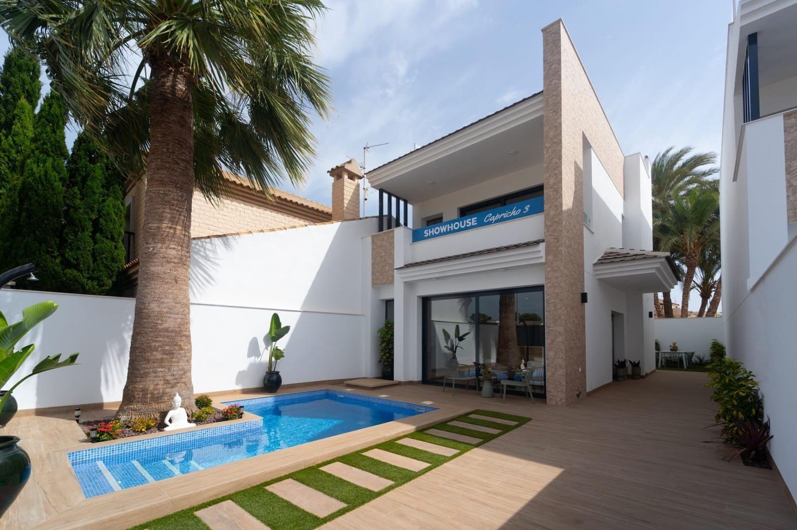 3 bedroom Villa for sale in San Pedro del Pinatar with pool - € 479,900 (Ref: 9513519)