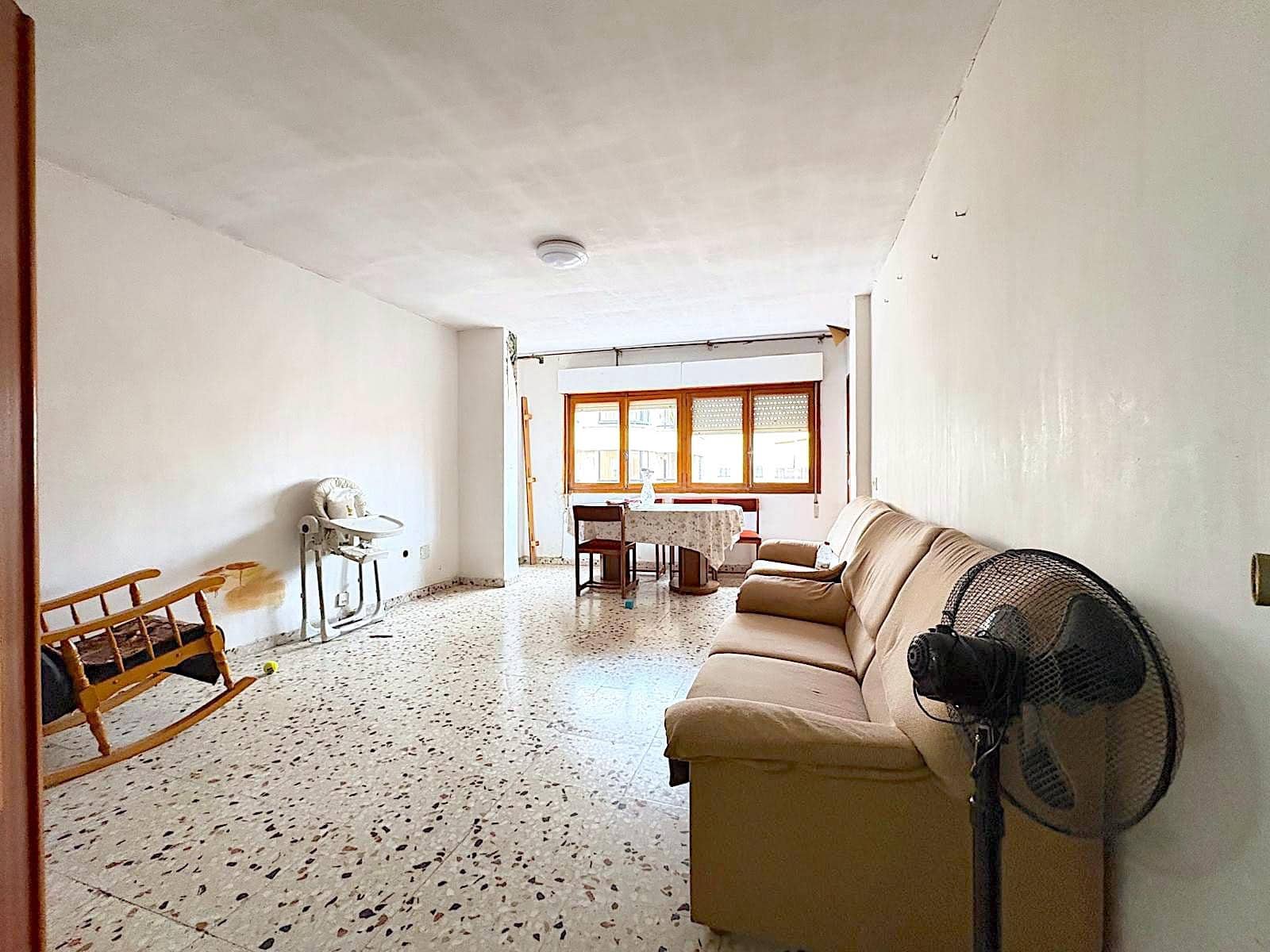 4 bedroom Flat for sale in Rojales - € 78,500 (Ref: 9513520)