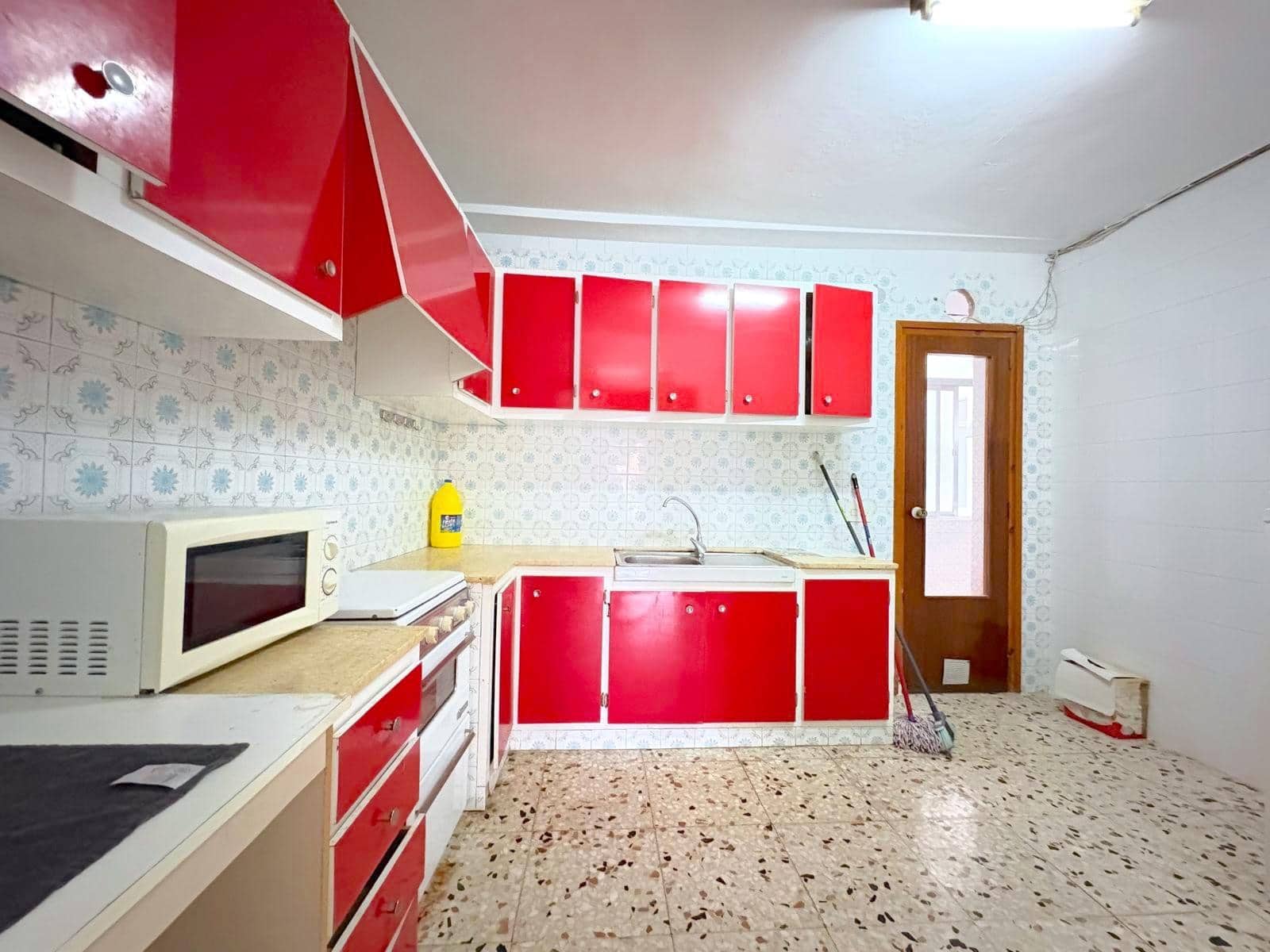 4 bedroom Flat for sale in Rojales - € 78,500 (Ref: 9513520)