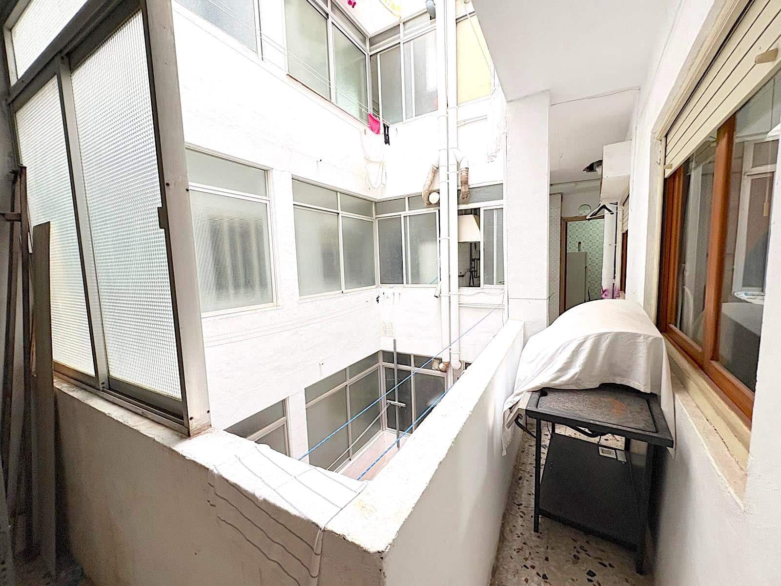 4 bedroom Flat for sale in Rojales - € 78,500 (Ref: 9513520)