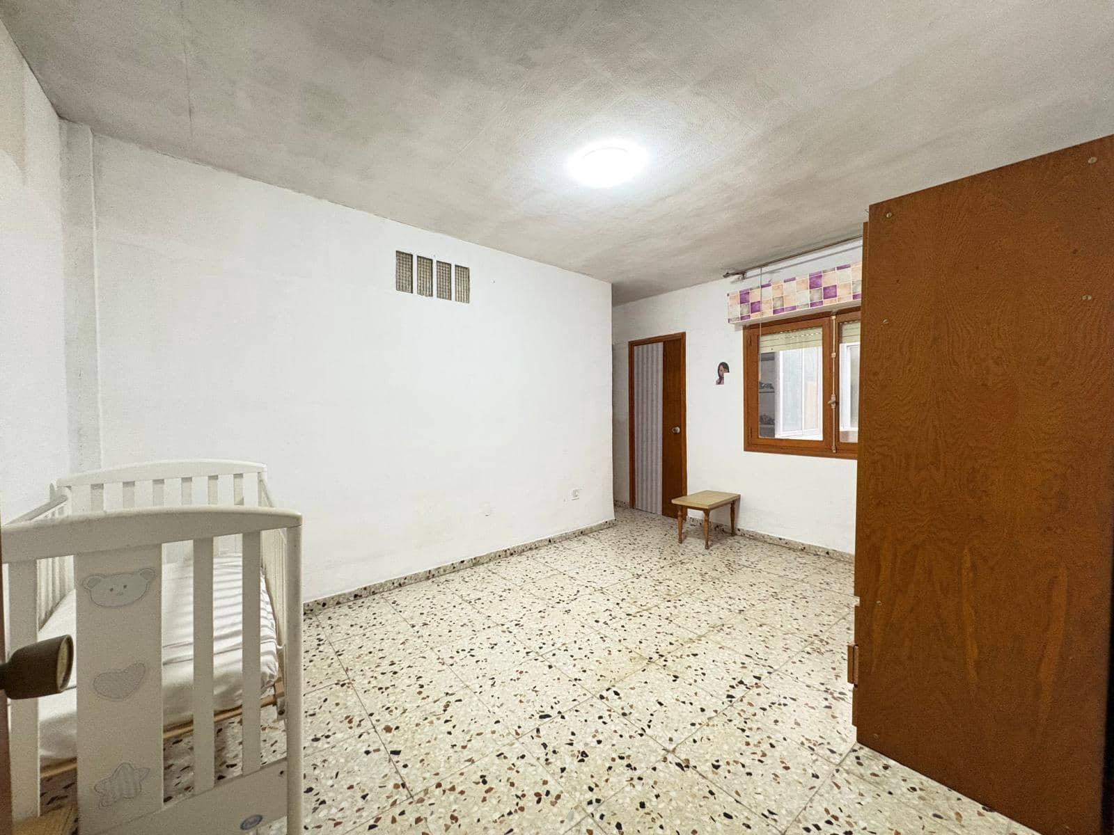 4 bedroom Flat for sale in Rojales - € 78,500 (Ref: 9513520)