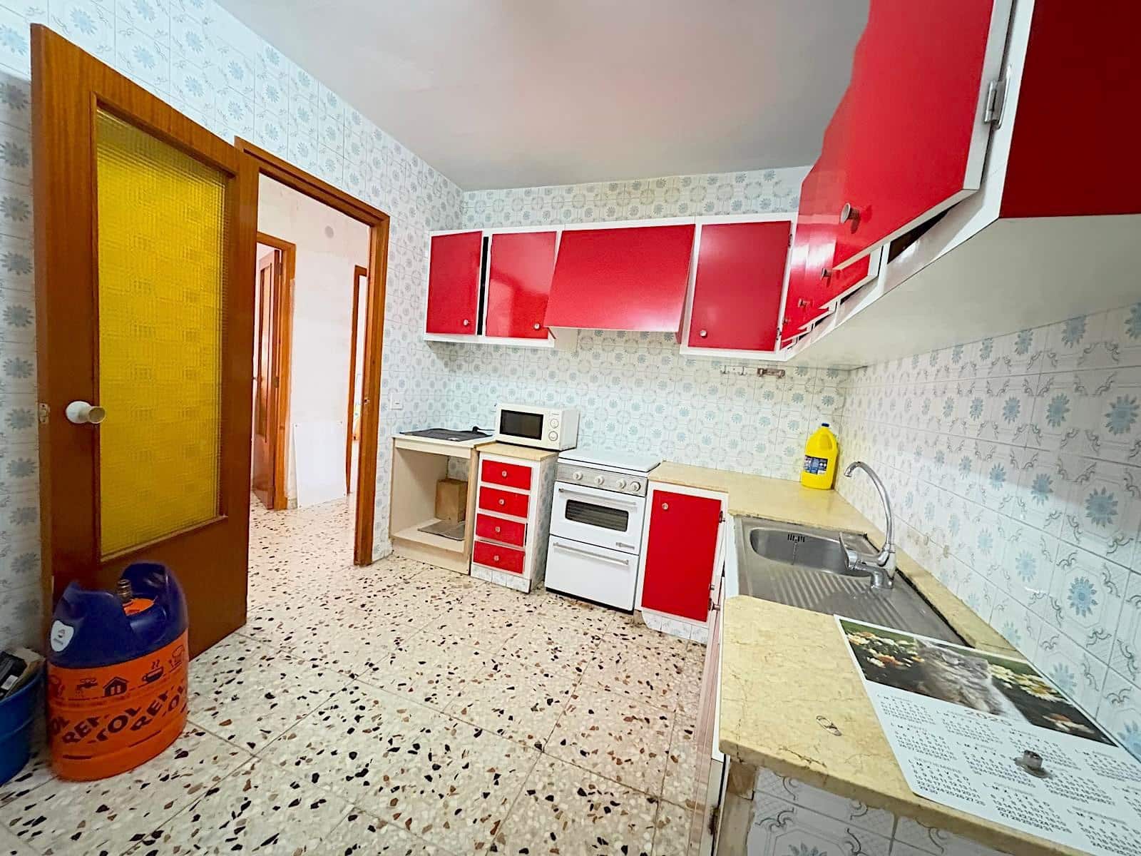 4 bedroom Flat for sale in Rojales - € 78,500 (Ref: 9513520)