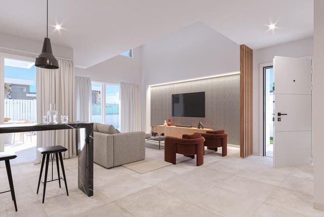 Chalet de 3 habitaciones en Los Alcázares en venta con piscina - 392.000 € (Ref: 9513522)