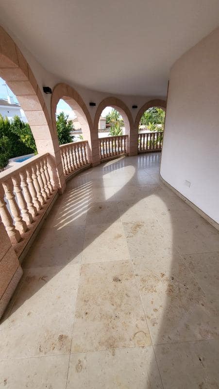 4 bedroom Villa for sale in Ciudad Quesada with pool garage - € 859,000 (Ref: 9551798)