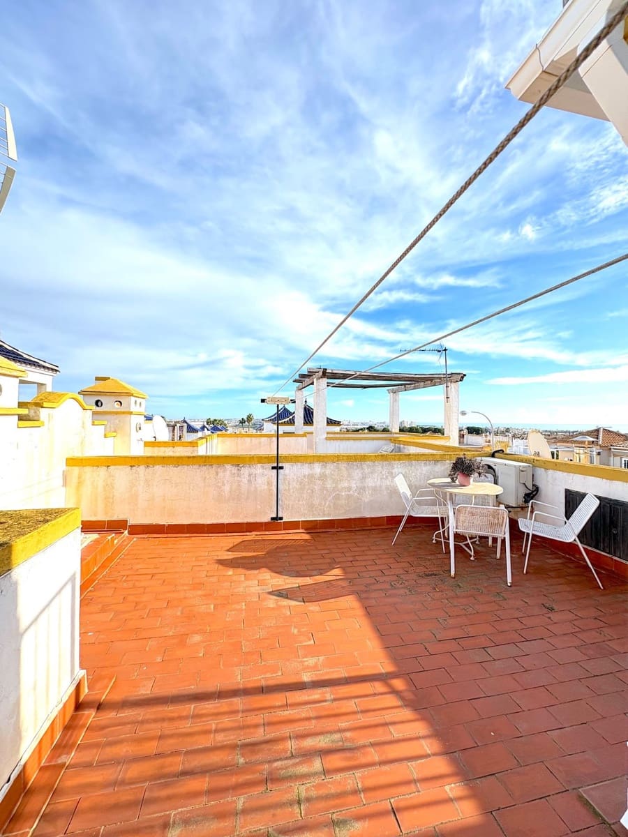 3 quarto Apartamento para venda em La Siesta com piscina garagem - 194 900 € (Ref: 9583029)