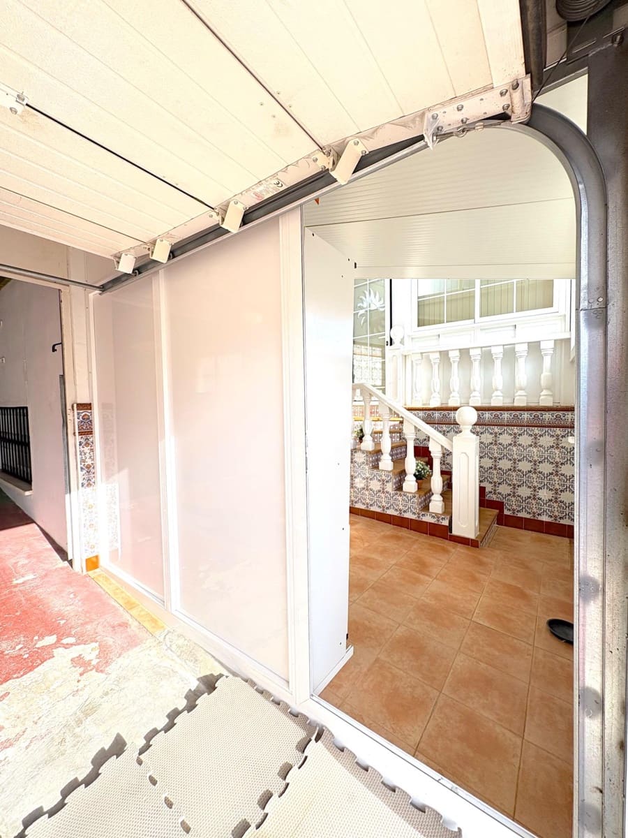3 quarto Apartamento para venda em La Siesta com piscina garagem - 194 900 € (Ref: 9583029)