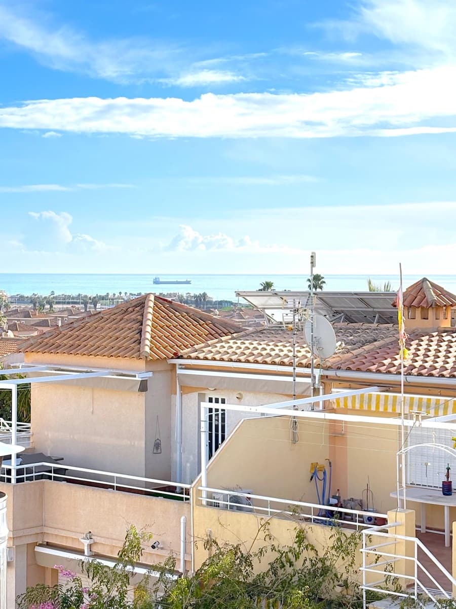 3 quarto Apartamento para venda em La Siesta com piscina garagem - 194 900 € (Ref: 9583029)