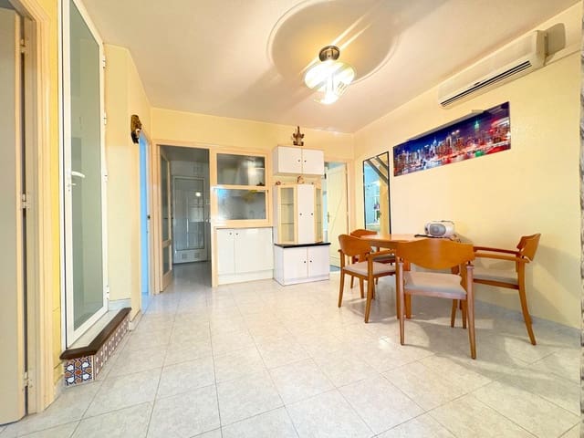 3 quarto Apartamento para venda em La Siesta, Torrevieja com piscina garagem - 194 900 € (Ref: 9583029)