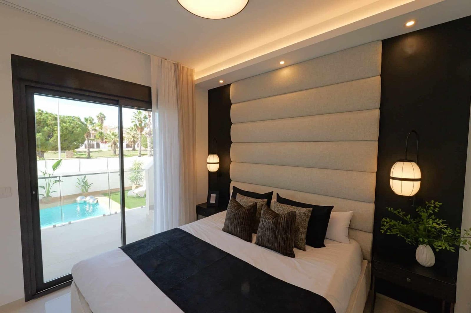 3 bedroom Villa for sale in Dona Pepa with pool - € 871,162 (Ref: 9645161)