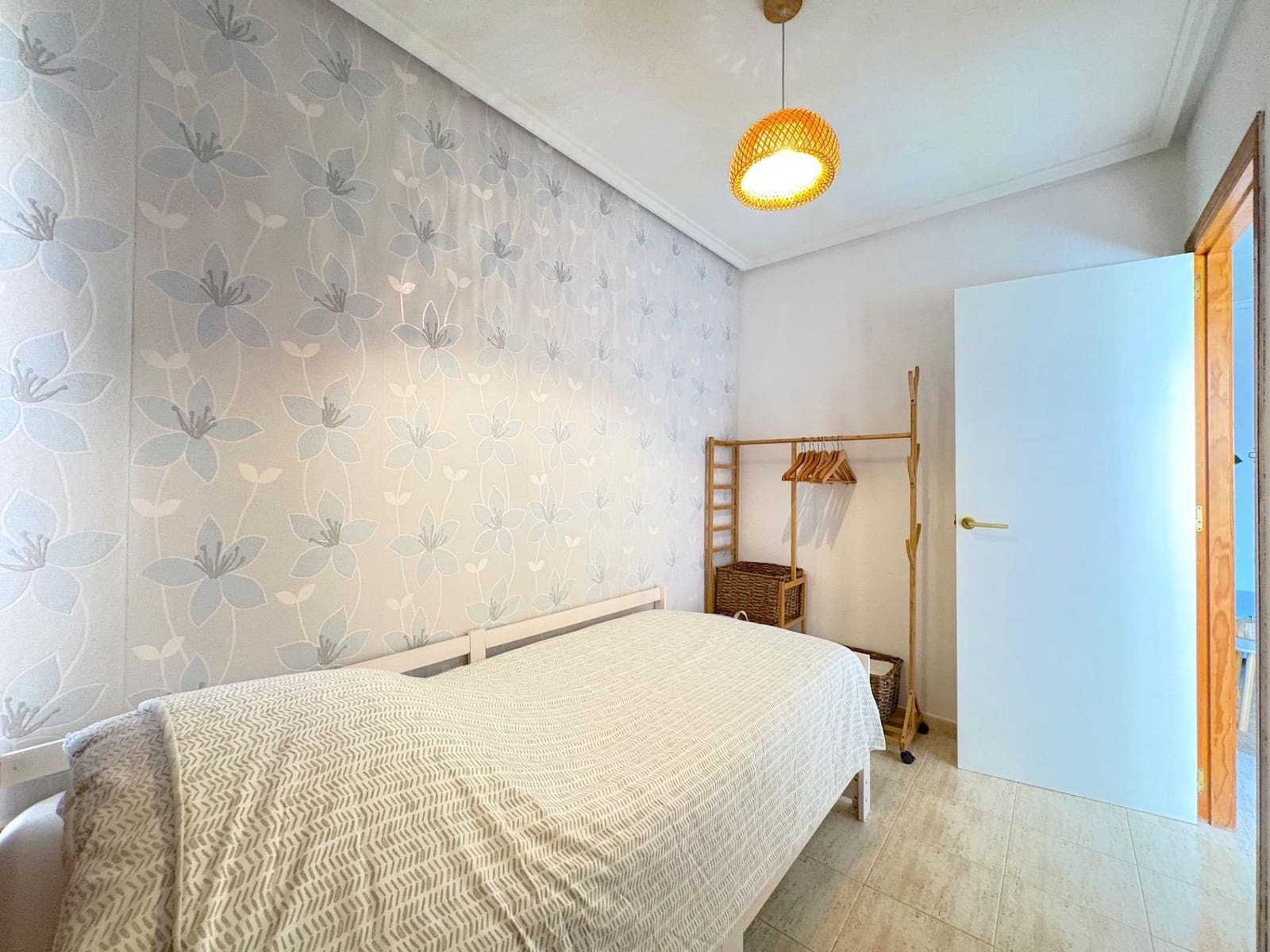 2 soverom Leilighet til salgs i Torrevieja med svømmebasseng - € 133 900 (Ref: 9773192)