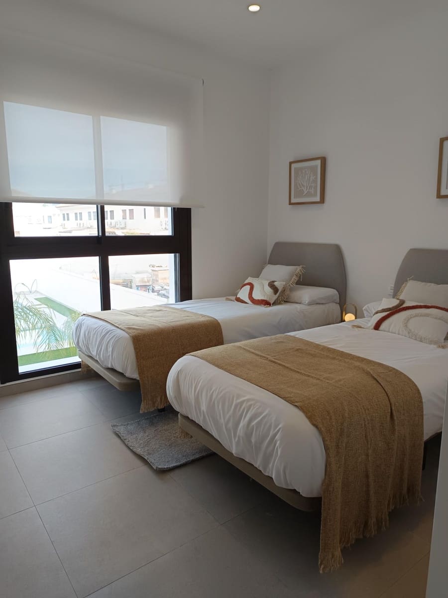 3 soverom Leilighet til salgs i Pilar de la Horadada med svømmebasseng - € 354 900 (Ref: 9797244)