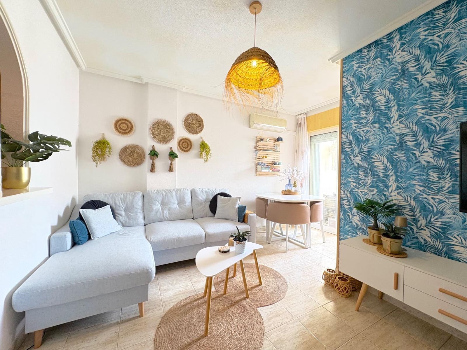 2 slaapkamer Appartement te koop in Torrevieja met zwembad - € 133.900 (Ref: 9804457)