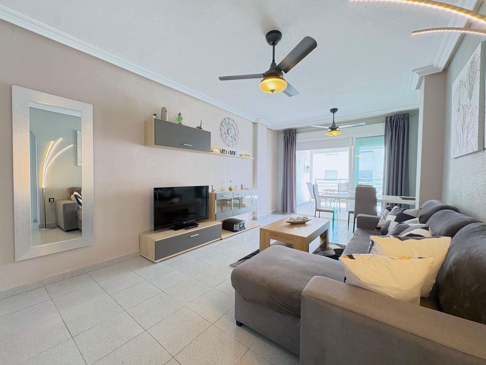 1 soveværelse Penthouse til salg i Torrevieja - € 175.000 (Ref: 9806575)