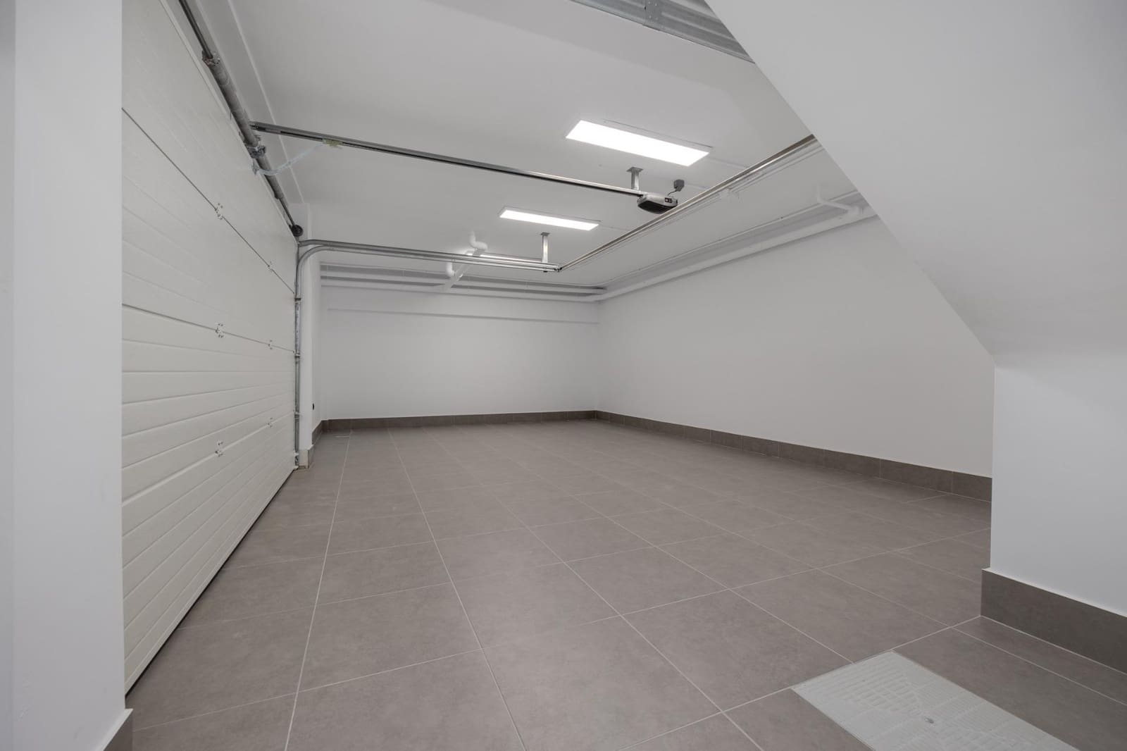 3 sypialnia Willa na sprzedaż w Aguas Nuevas z basenem garażem - 595 000 € (Ref: 9806580)