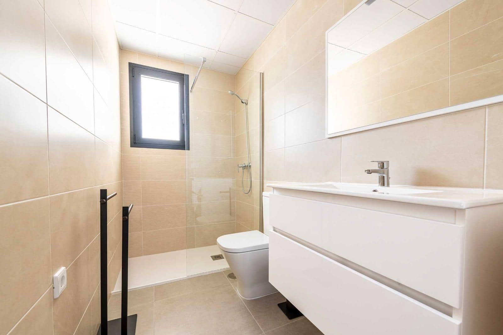 3 makuuhuone Huvila myytävänä paikassa Cehegin mukana uima-altaan - 355 000 € (Ref: 9812259)