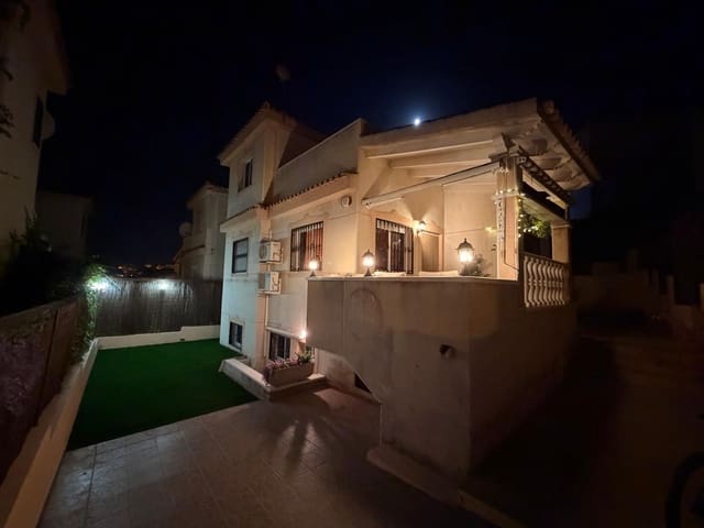 4 sypialnia Willa na sprzedaż w Ciudad Quesada, Rojales z basenem - 259 000 € (Ref: 9818010)
