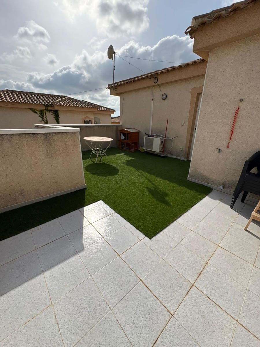 4 sovrum Villa till salu i Ciudad Quesada med pool - 259 000 € (Ref: 9818010)