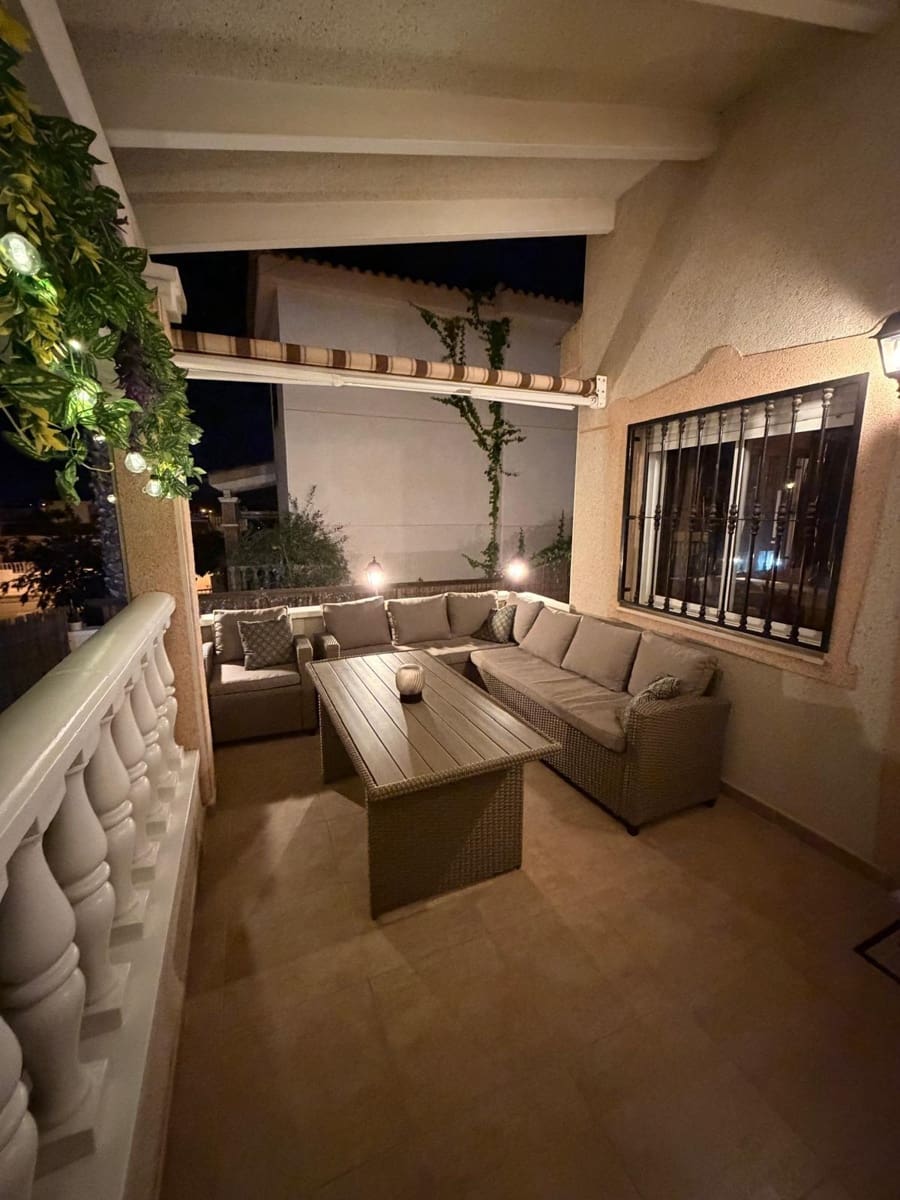 4 sovrum Villa till salu i Ciudad Quesada med pool - 259 000 € (Ref: 9818010)
