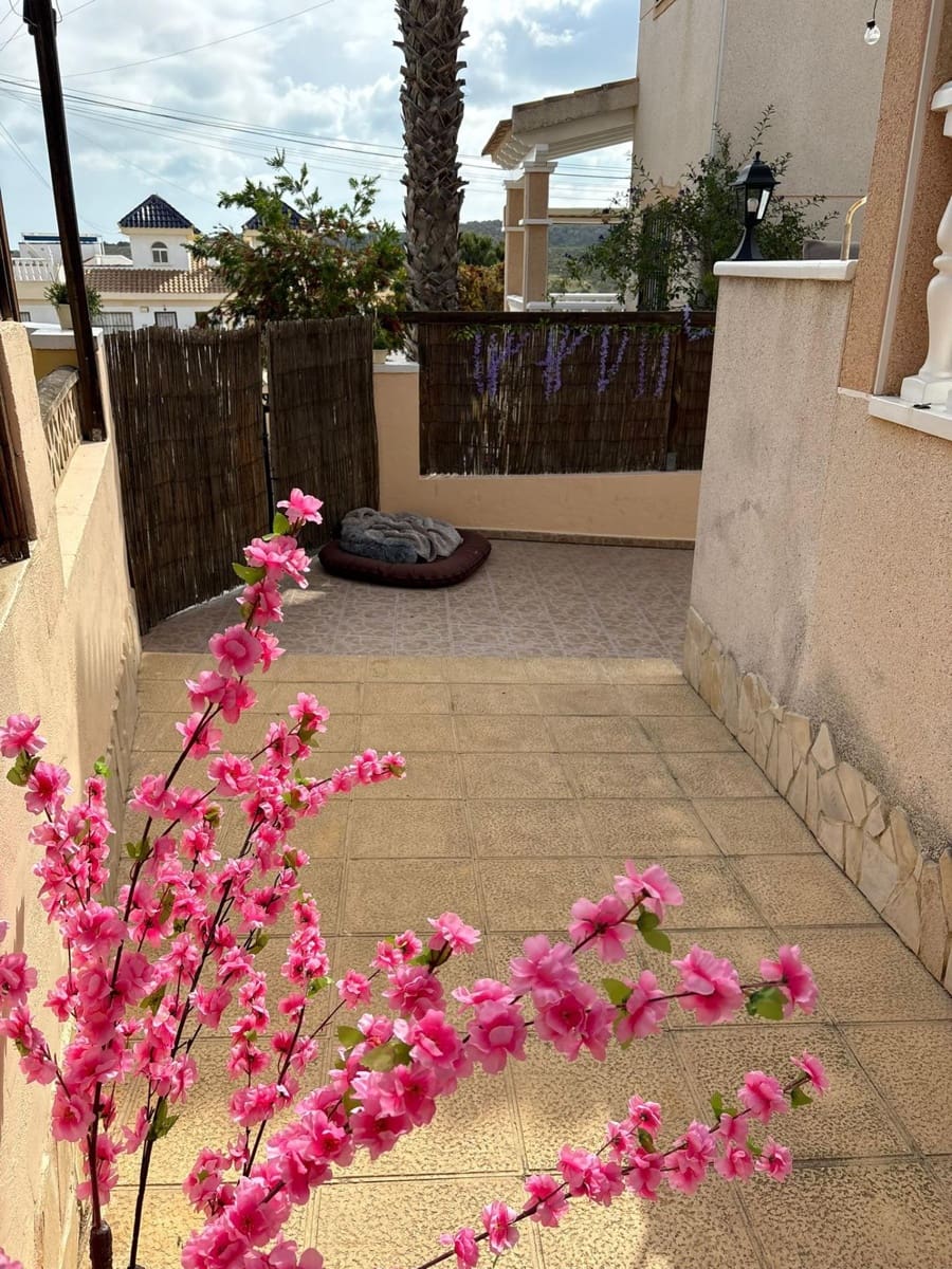 4 sovrum Villa till salu i Ciudad Quesada med pool - 259 000 € (Ref: 9818010)