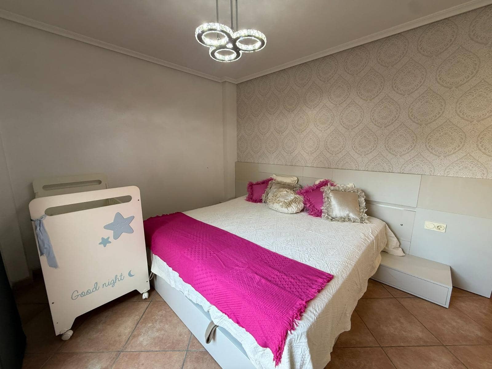 Adosado de 3 habitaciones en Rojales en venta con garaje - 348.000 € (Ref: 9820326)