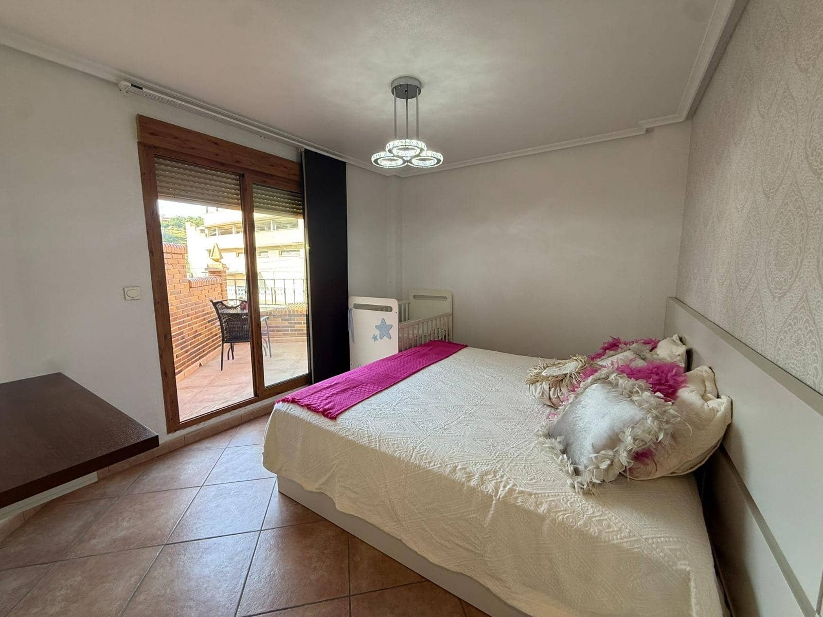 Adosado de 3 habitaciones en Rojales en venta con garaje - 348.000 € (Ref: 9820326)