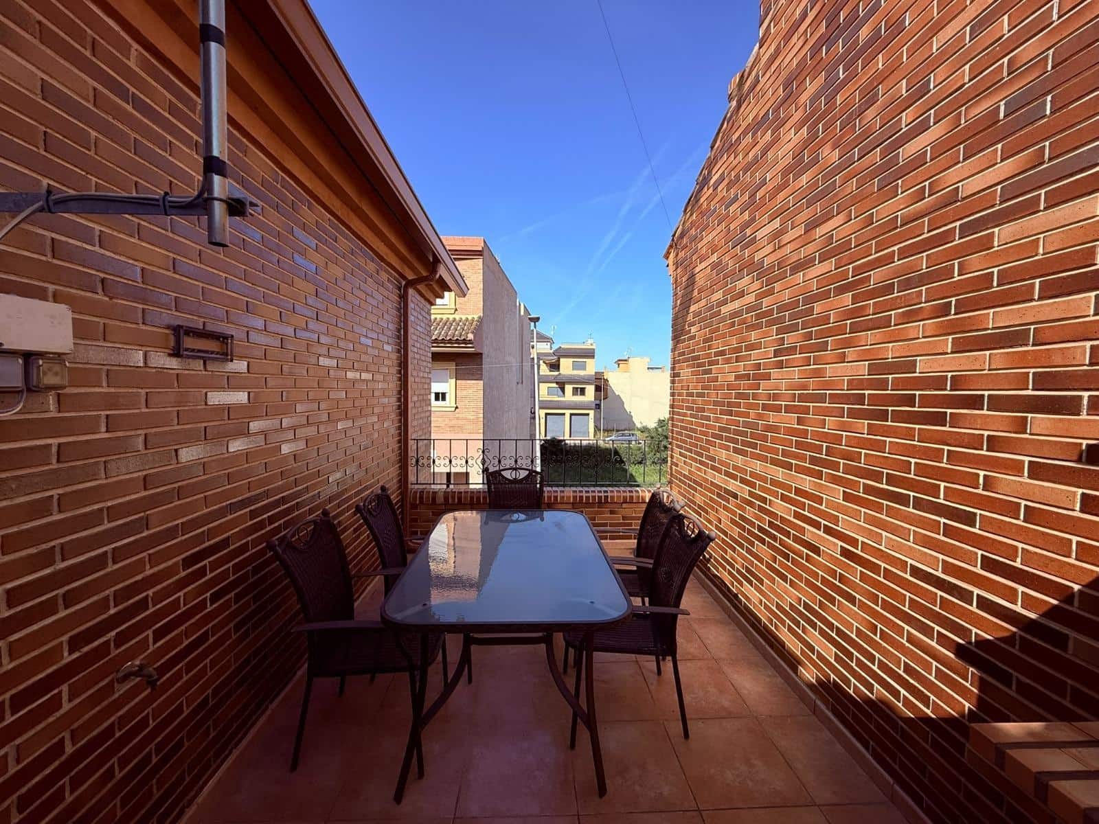 Adosado de 3 habitaciones en Rojales en venta con garaje - 348.000 € (Ref: 9820326)