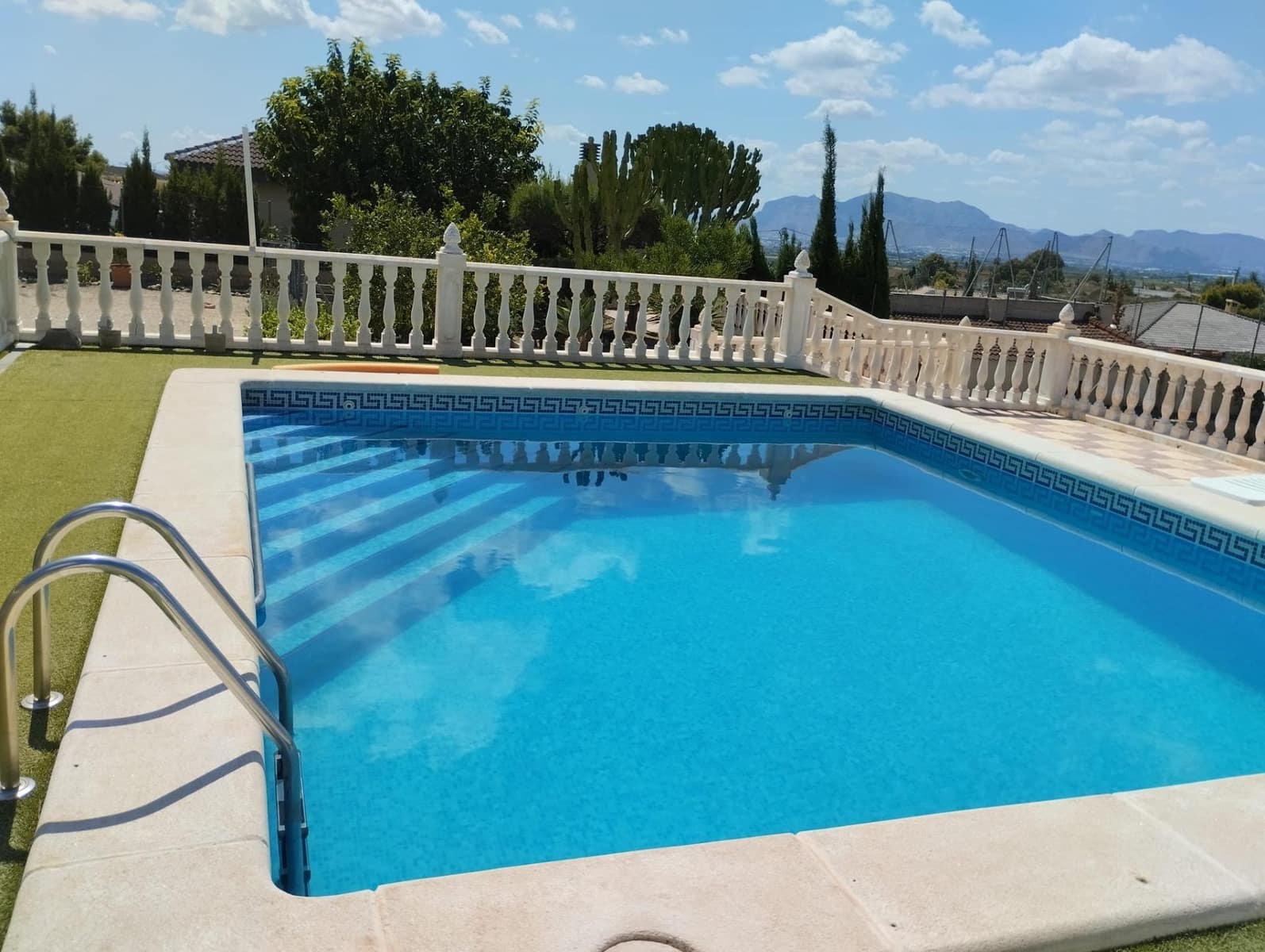 4 soveværelse Villa til salg i Albatera med swimmingpool - € 362.000 (Ref: 9829306)