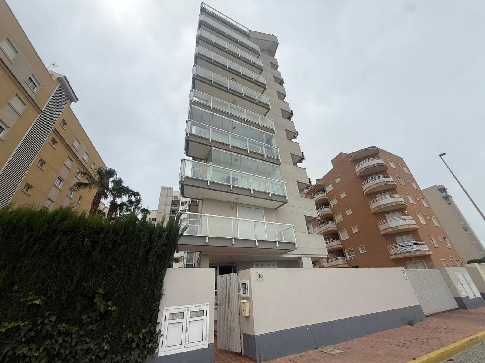 3 chambre Appartement à vendre à Guardamar del Segura avec piscine - 219 000 € (Ref: 9836441)