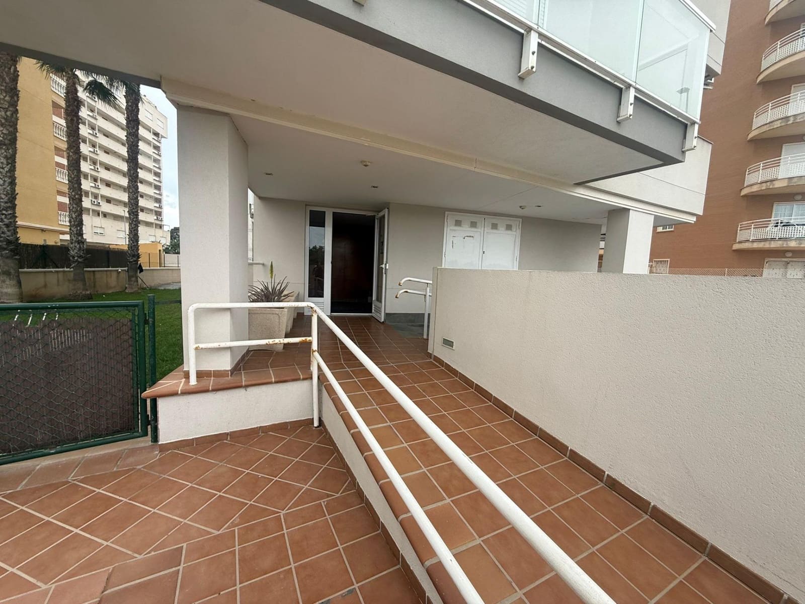 3 chambre Appartement à vendre à Guardamar del Segura avec piscine - 219 000 € (Ref: 9836441)