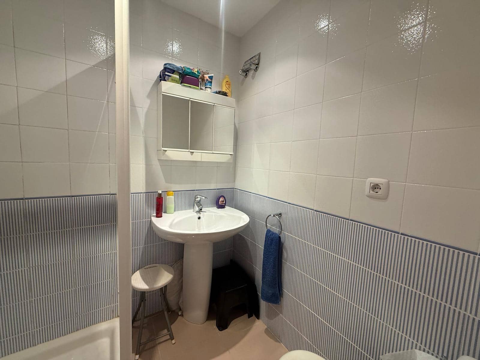 Apartamento de 2 habitaciones en Guardamar del Segura en venta con piscina garaje - 225.000 € (Ref: 9868701)