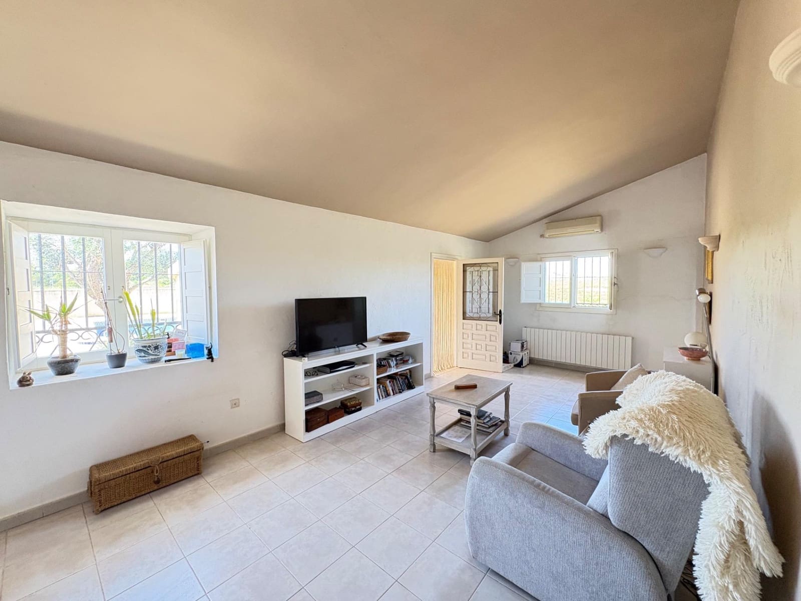 3 soveværelse Villa til salg i Algorfa med swimmingpool - € 440.000 (Ref: 9898919)