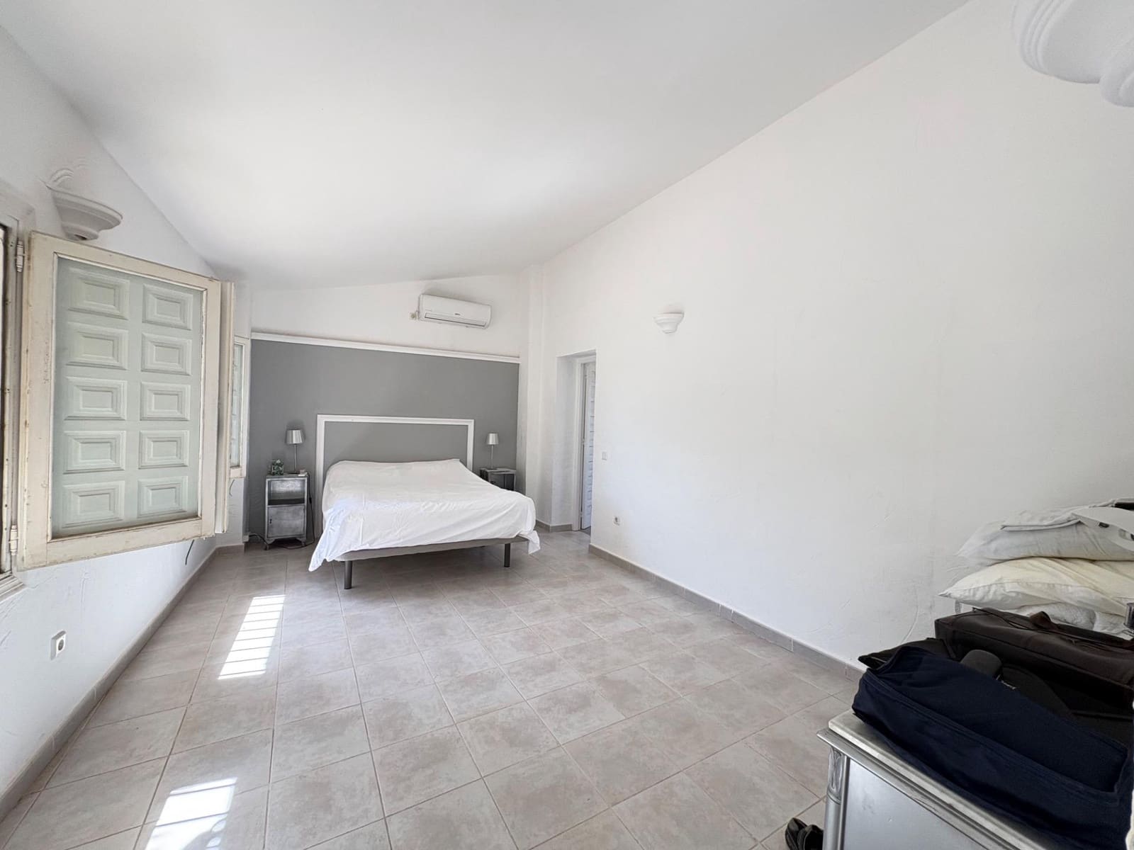 3 soveværelse Villa til salg i Algorfa med swimmingpool - € 440.000 (Ref: 9898919)