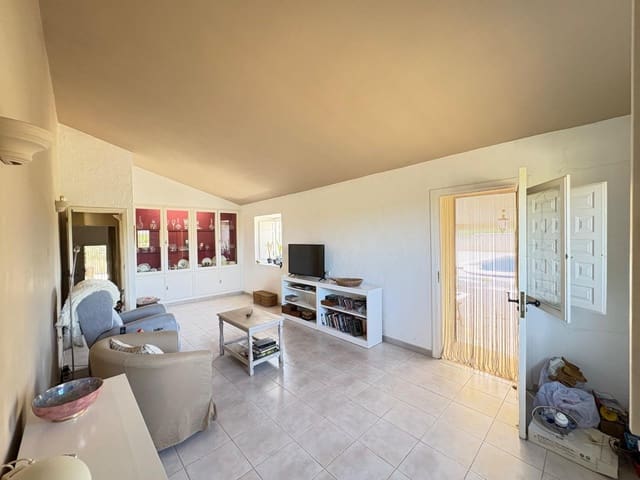 3 soveværelse Villa til salg i Algorfa med swimmingpool - € 440.000 (Ref: 9898919)