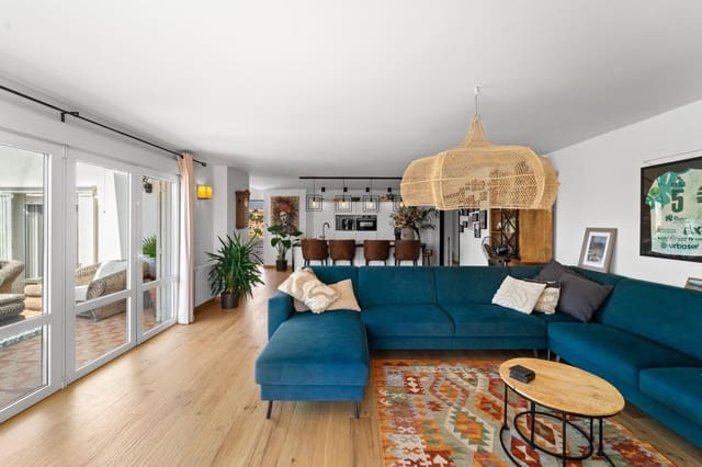7 soverom Villa til salgs i San Fulgencio med svømmebasseng garasje - € 799 900 (Ref: 9994337)