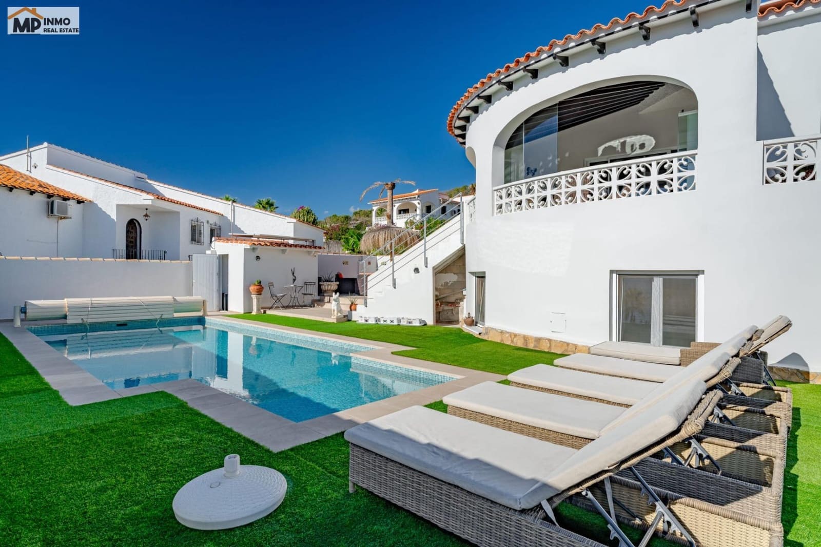 Chalet de 4 habitaciones en Calpe / Calp en venta con piscina garaje - 850.000 € (Ref: 10005571)