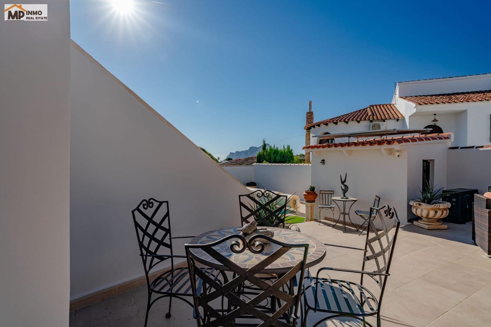 Chalet de 4 habitaciones en Calpe / Calp en venta con piscina garaje - 850.000 € (Ref: 10005571)