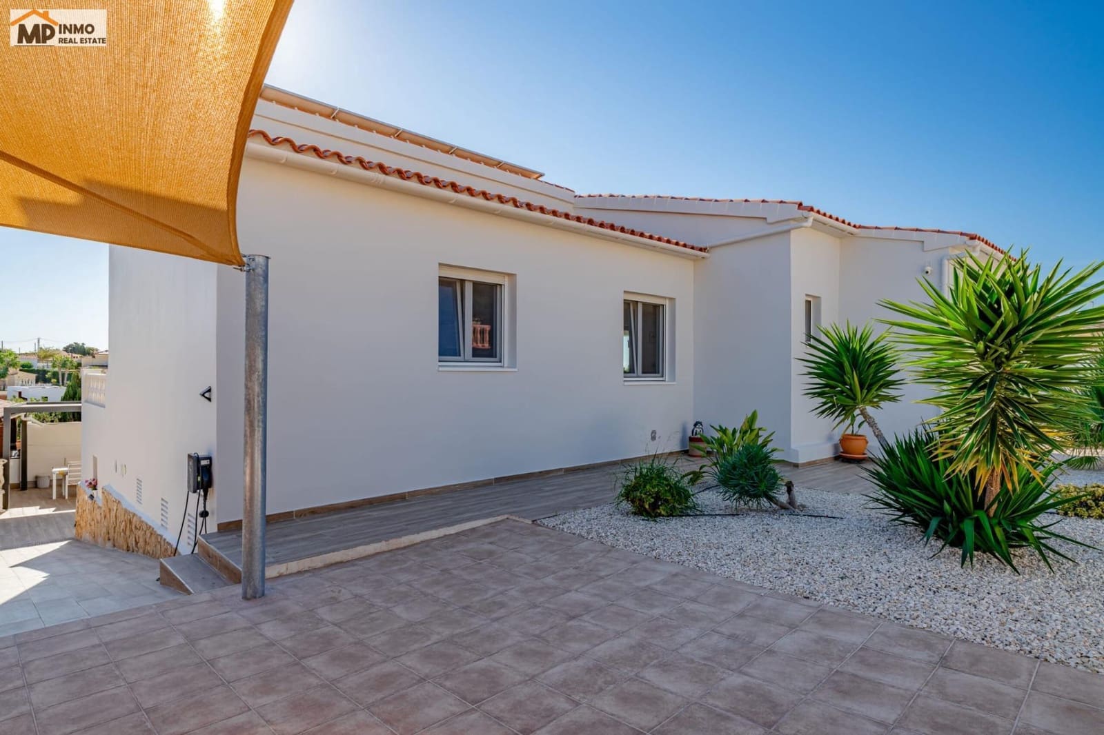 Chalet de 4 habitaciones en Calpe / Calp en venta con piscina garaje - 850.000 € (Ref: 10005571)