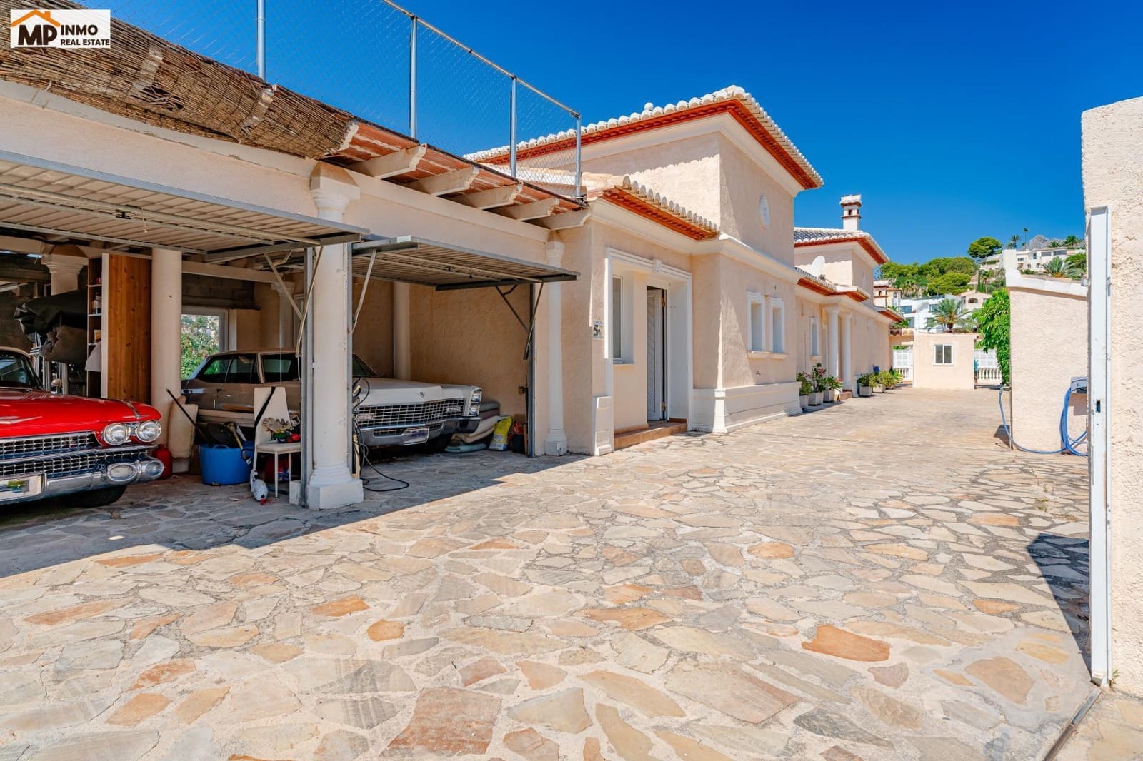 3 soveværelse Villa til salg i Calpe / Calp med swimmingpool garage - € 1.350.000 (Ref: 10011619)
