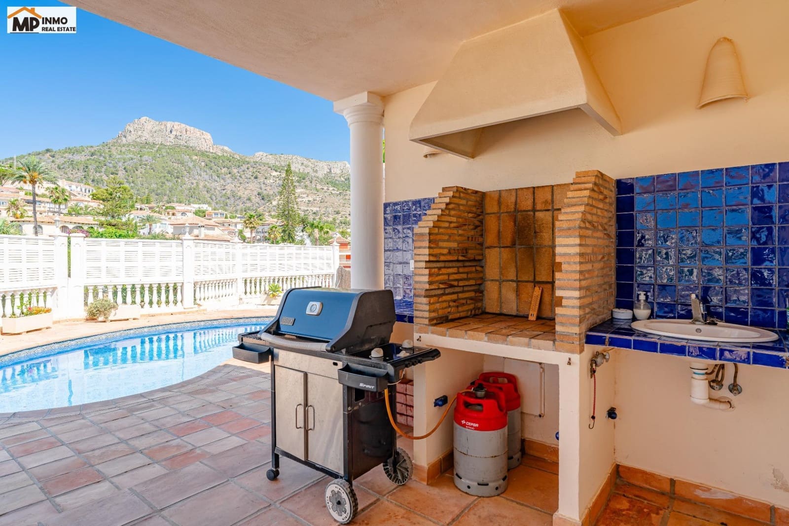 3 soveværelse Villa til salg i Calpe / Calp med swimmingpool garage - € 1.350.000 (Ref: 10011619)