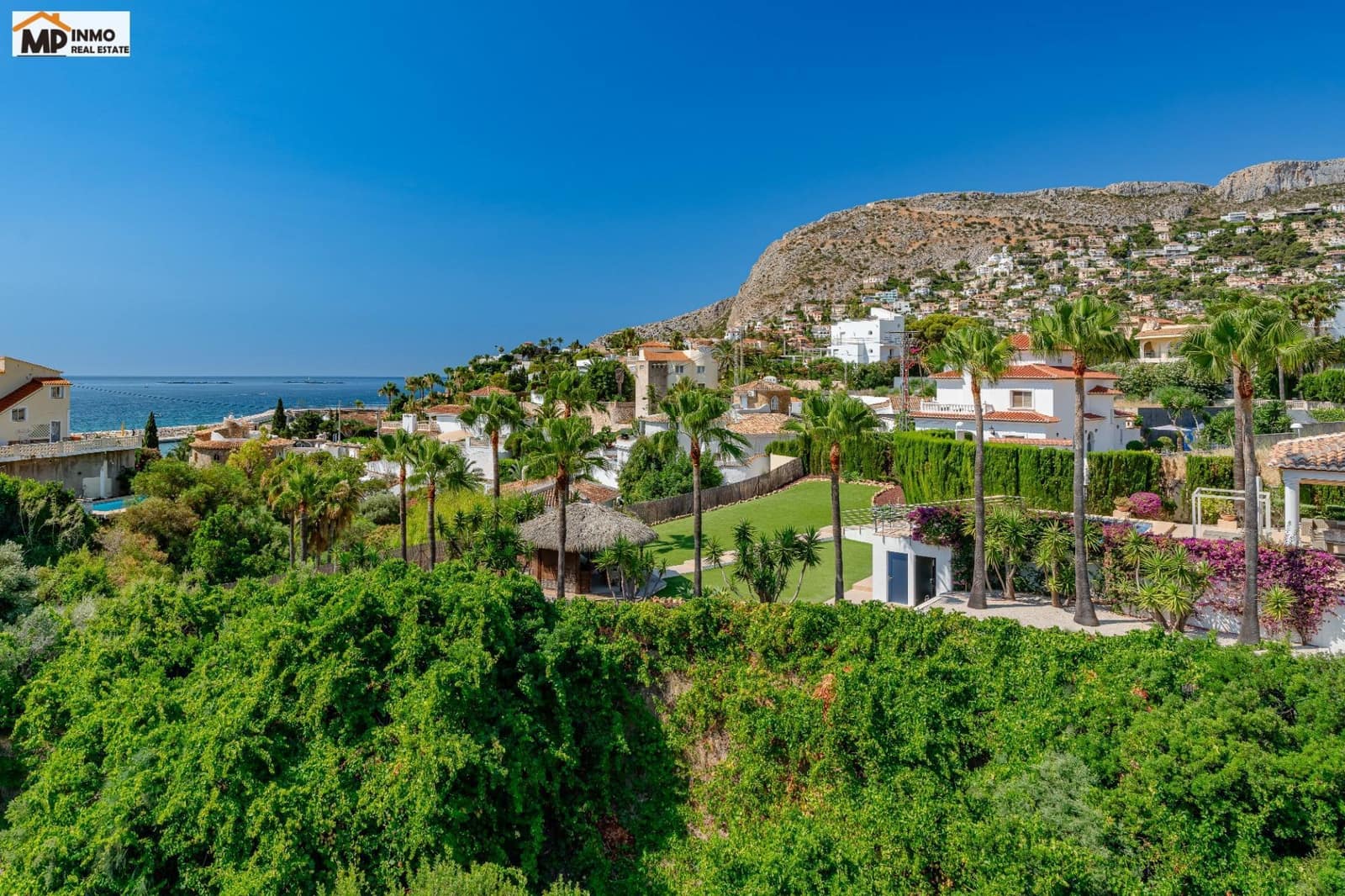 3 soveværelse Villa til salg i Calpe / Calp med swimmingpool garage - € 1.350.000 (Ref: 10011619)