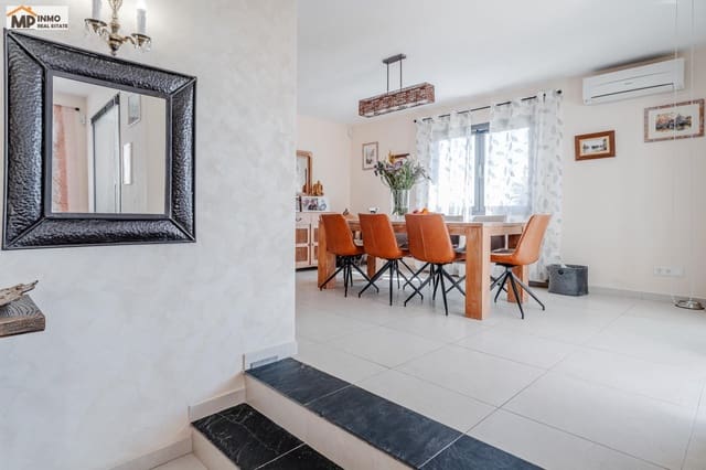 5 Zimmer Villa zu verkaufen in Calpe / Calp mit Pool Garage - 849.000 € (Ref: 10013323)
