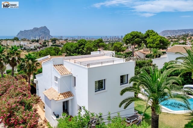 5 Zimmer Villa zu verkaufen in Calpe / Calp mit Pool Garage - 849.000 € (Ref: 10013323)