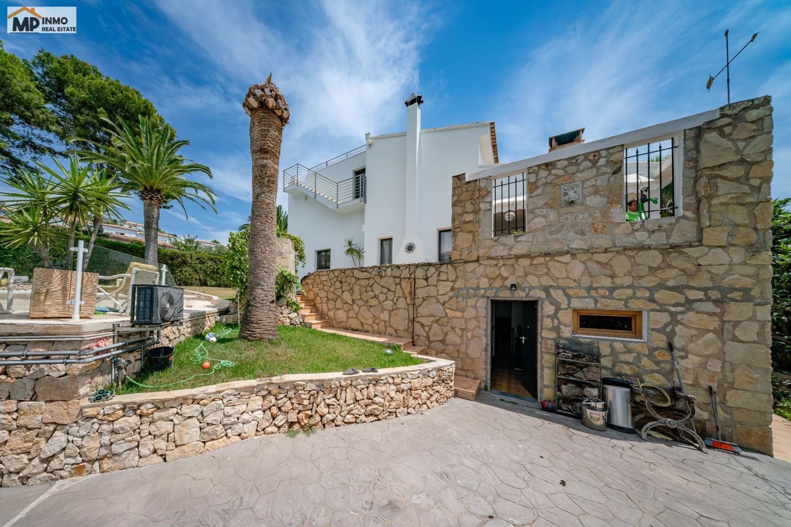 5 Zimmer Villa zu verkaufen in Calpe / Calp mit Pool Garage - 849.000 € (Ref: 10013323)
