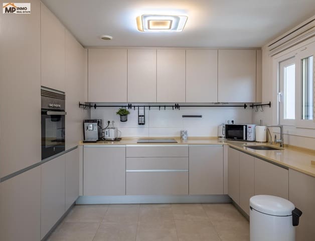 2 quarto Apartamento para venda em Calpe / Calp com piscina garagem - 390 000 € (Ref: 10033897)