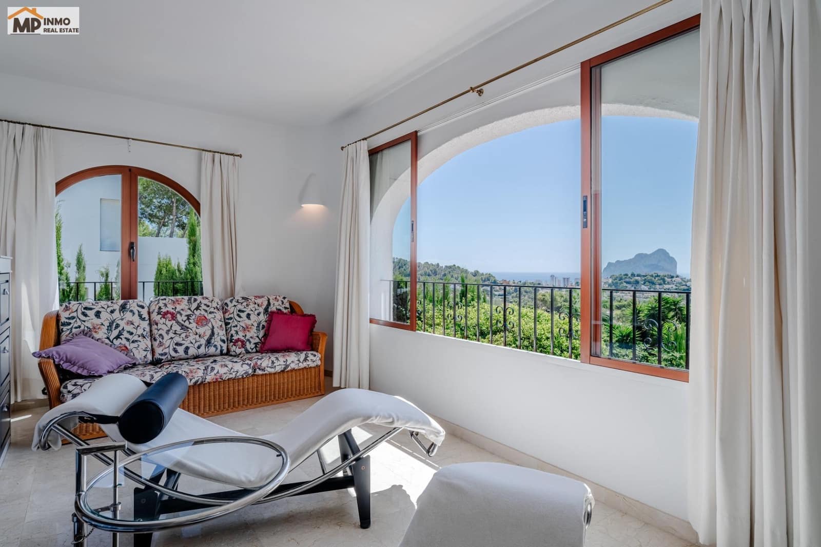 4 Zimmer Villa zu verkaufen in Calpe / Calp mit Pool Garage - 760.000 € (Ref: 10086422)