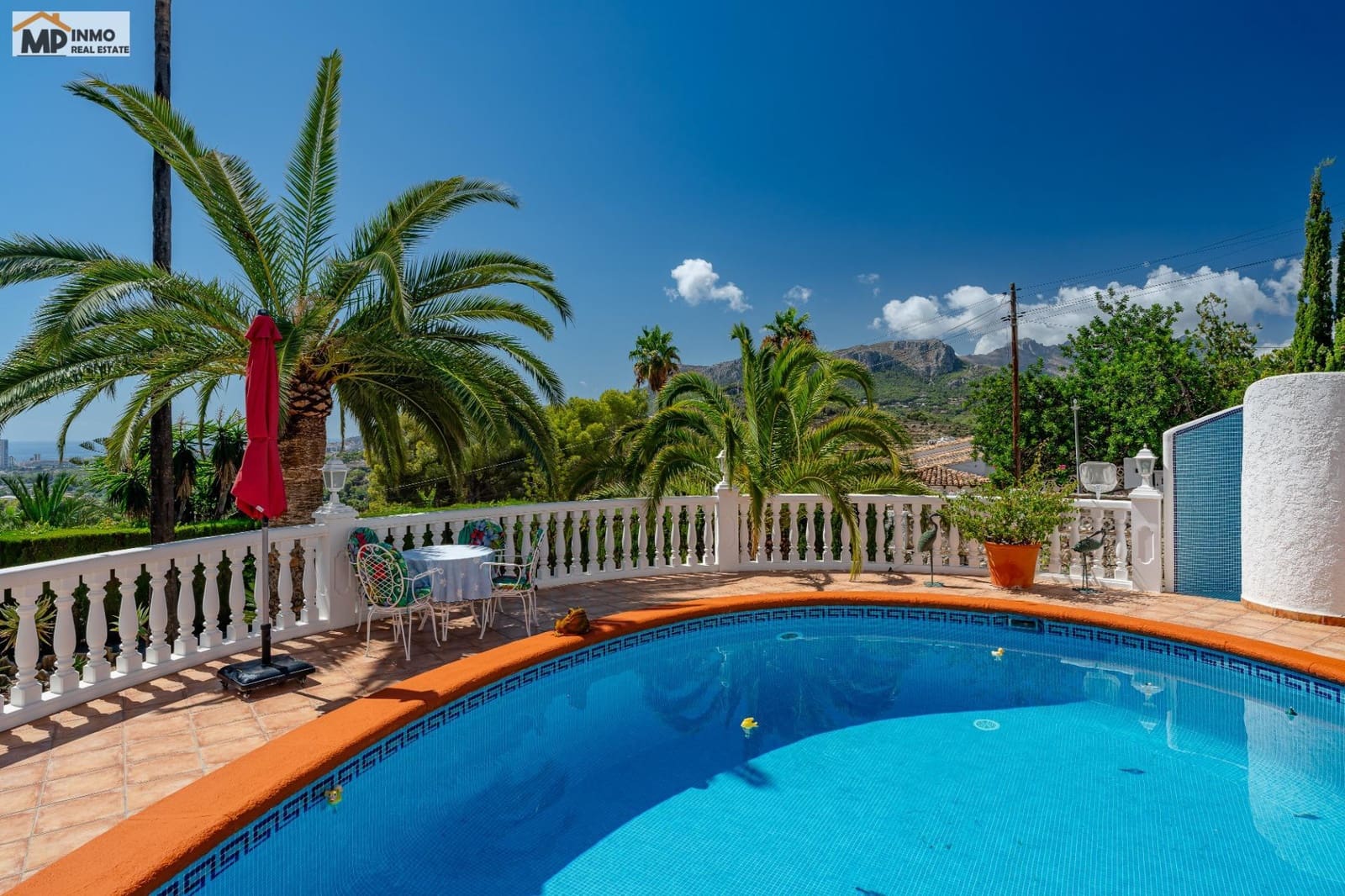 4 Zimmer Villa zu verkaufen in Calpe / Calp mit Pool Garage - 760.000 € (Ref: 10086422)