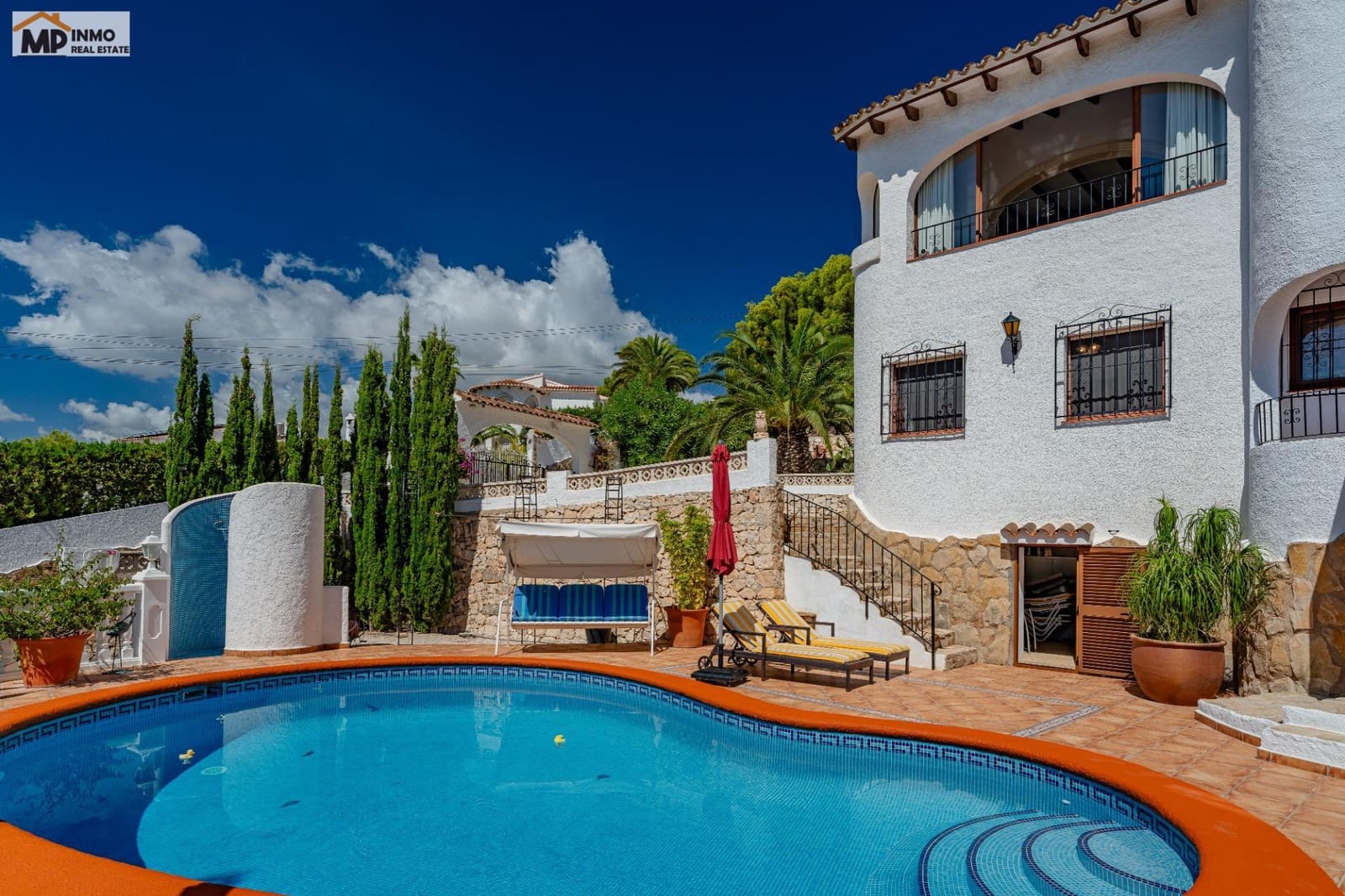 4 Zimmer Villa zu verkaufen in Calpe / Calp mit Pool Garage - 760.000 € (Ref: 10086422)