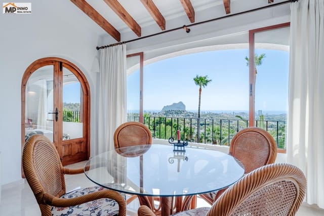 4 Zimmer Villa zu verkaufen in Calpe / Calp mit Pool Garage - 760.000 € (Ref: 10086422)