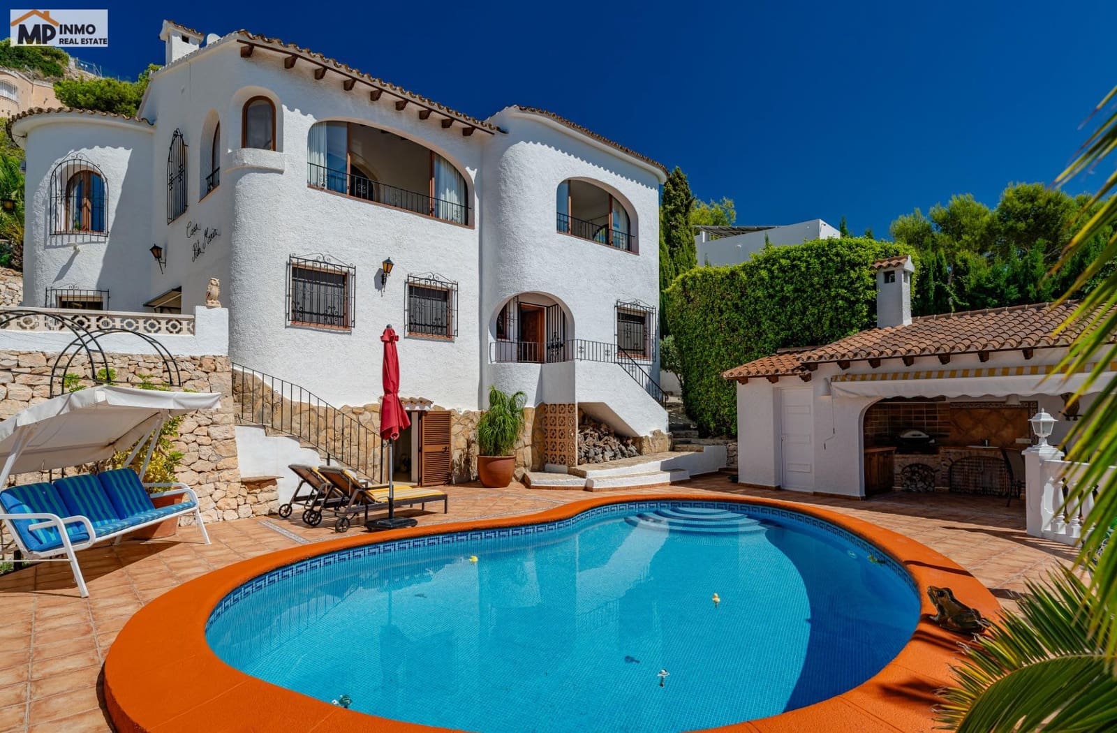 4 Zimmer Villa zu verkaufen in Calpe / Calp mit Pool Garage - 760.000 € (Ref: 10086422)