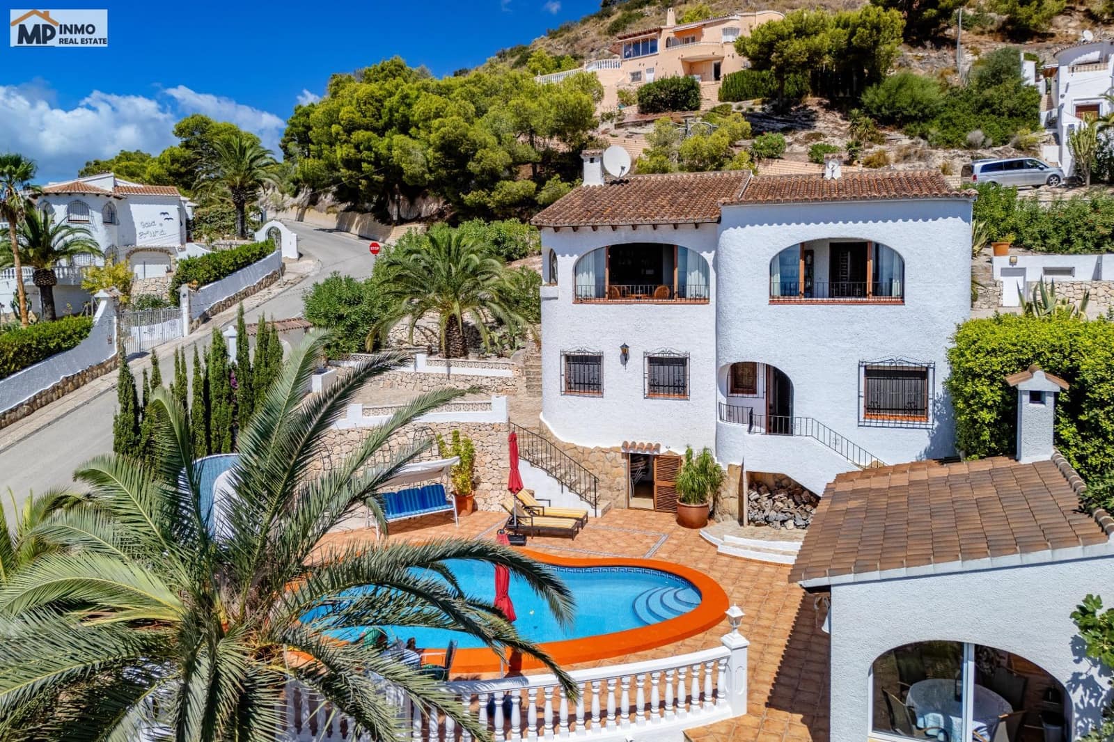 4 Zimmer Villa zu verkaufen in Calpe / Calp mit Pool Garage - 760.000 € (Ref: 10086422)